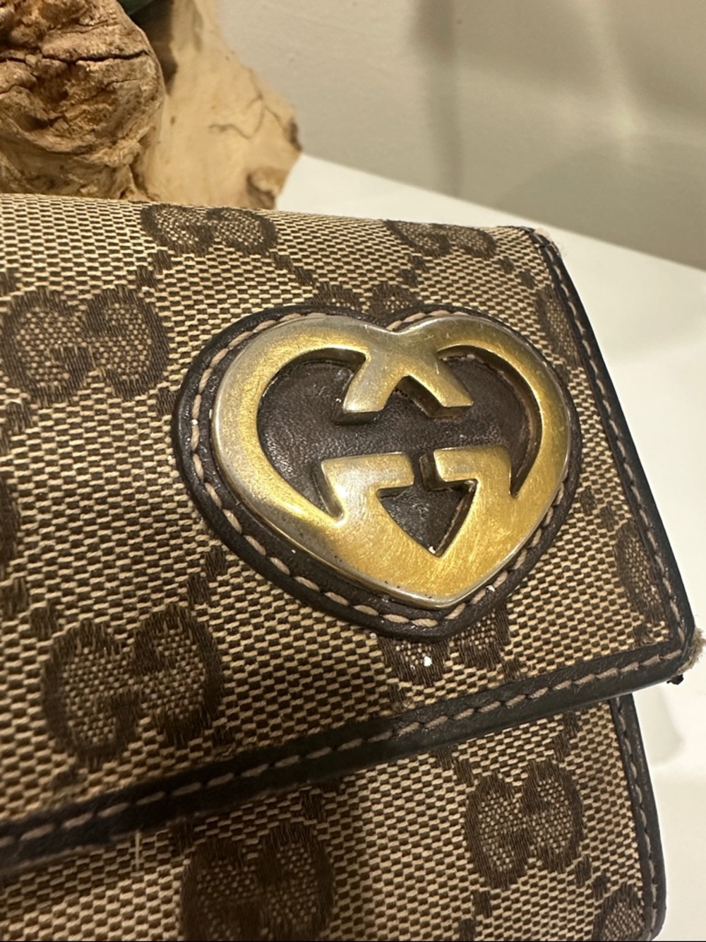 Gucci Guccisima Heart Logo Continental Wallet - Picture 6 of 9